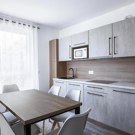 Bukowy Park Apartment *
